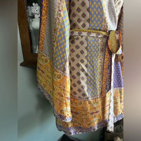 NWT 12th Tribe Silky Short Robe Sleep Bath Cover Up Medium - Picture 6 of 9